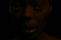 Photo without retouch
Make-Up: Griphée
Mannequin: Aye Chan
Retouche: Priya Sonn
Photographe : David Ekue