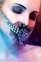 Photo : Sacha Rovinski
Make-up : Griphée
Model : Candice @ Karin
Retouche : Yan Senez
Stylisme : Eva Koegenboeg